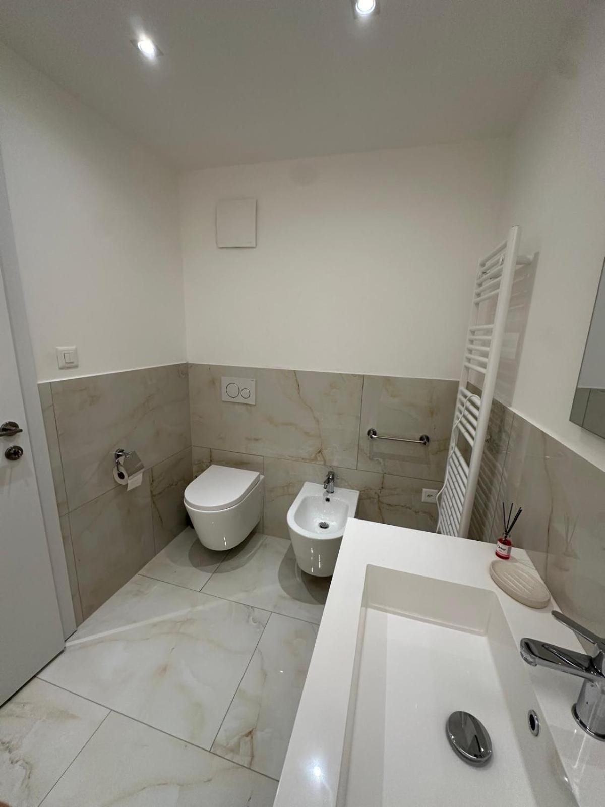 Palm Beach Loft Биссоне Экстерьер фото